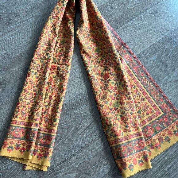 Cold weather scarves | warm winter scarf | warm and cozy shoulder wrap | Shawl - Picture 5 of 6